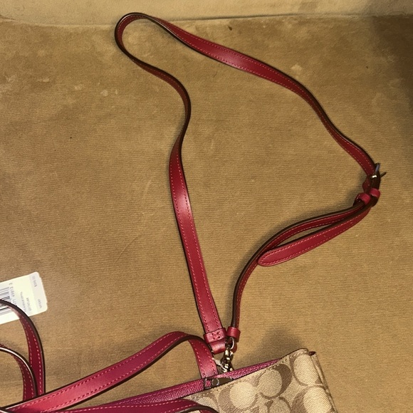 Coach purse - Picture 8 of 11